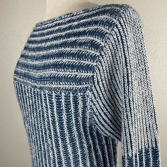 JohnPaulRichards Long Sleeve Sweater Size M EUC - Picture 4 of 7